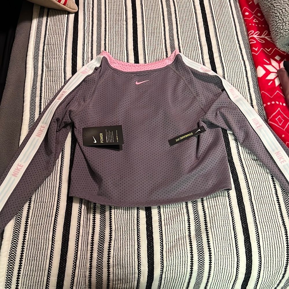 Nike Standard Dri-Fit Cropped Long Sleeve